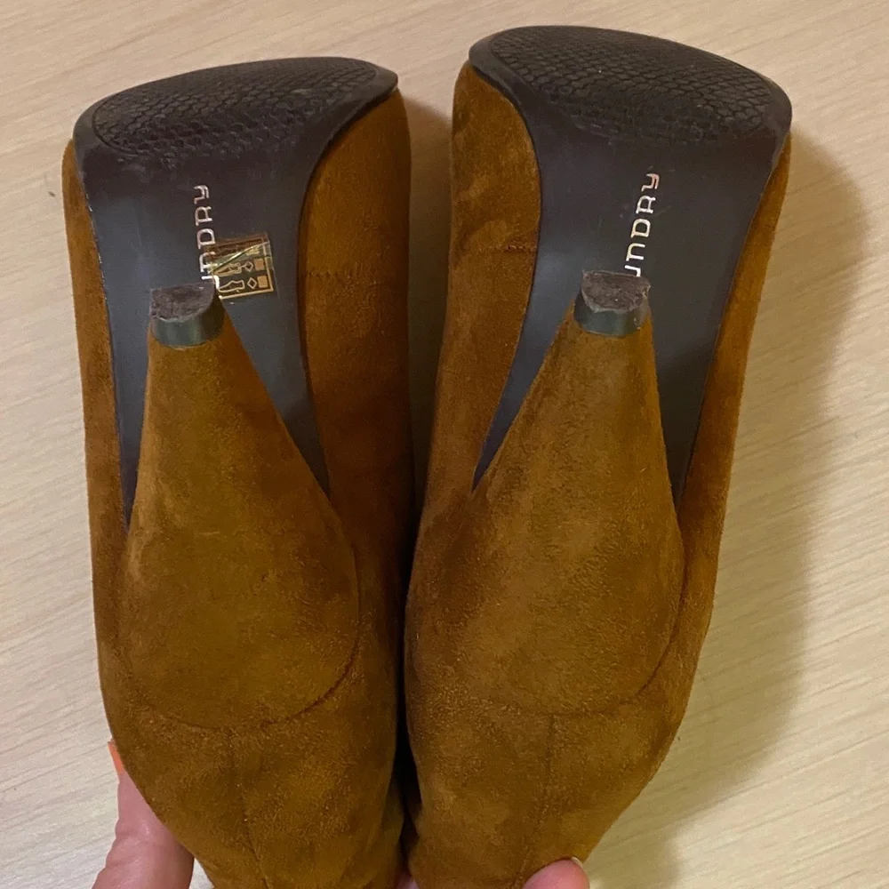 Women's Tan Suede Size 7.5 Ankle Boots Career Office Collegiate